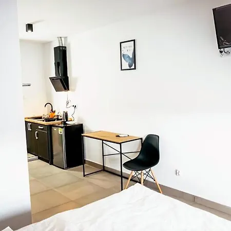 Orange Tree Hostel *