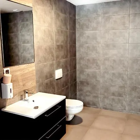Hotel Orange Tree 2*