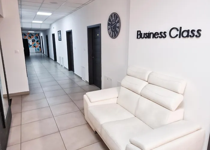 Orange Tree אכסניה Będzin