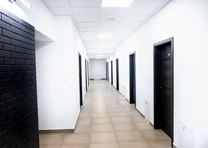 Orange Tree Hostel *